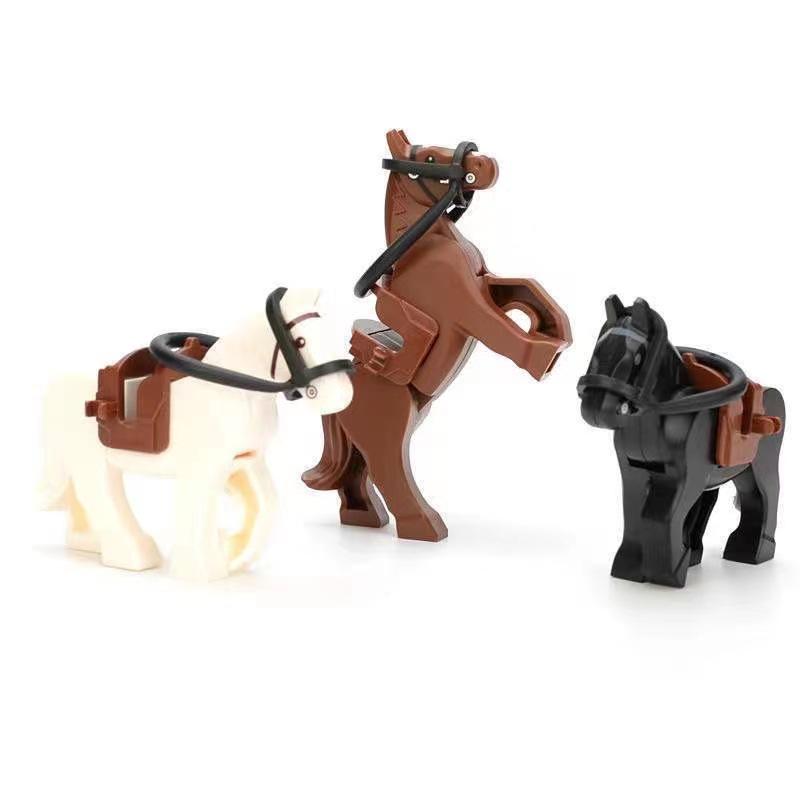 Military Mini Figure Accessories: Tricolor Saddle and War Horse Building Blocks