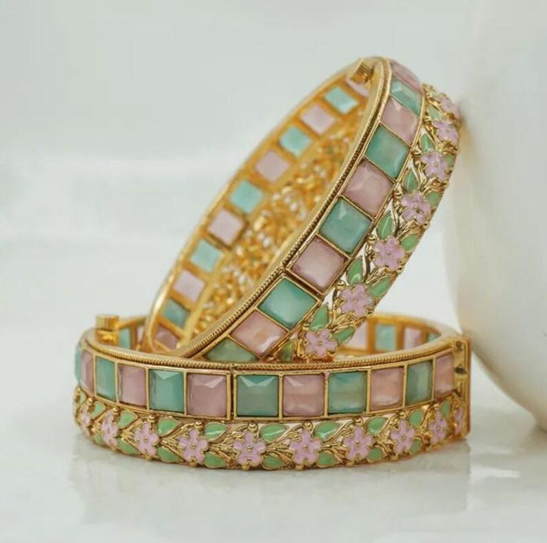 Beautiful Gold Plated Bangle Set For Women's