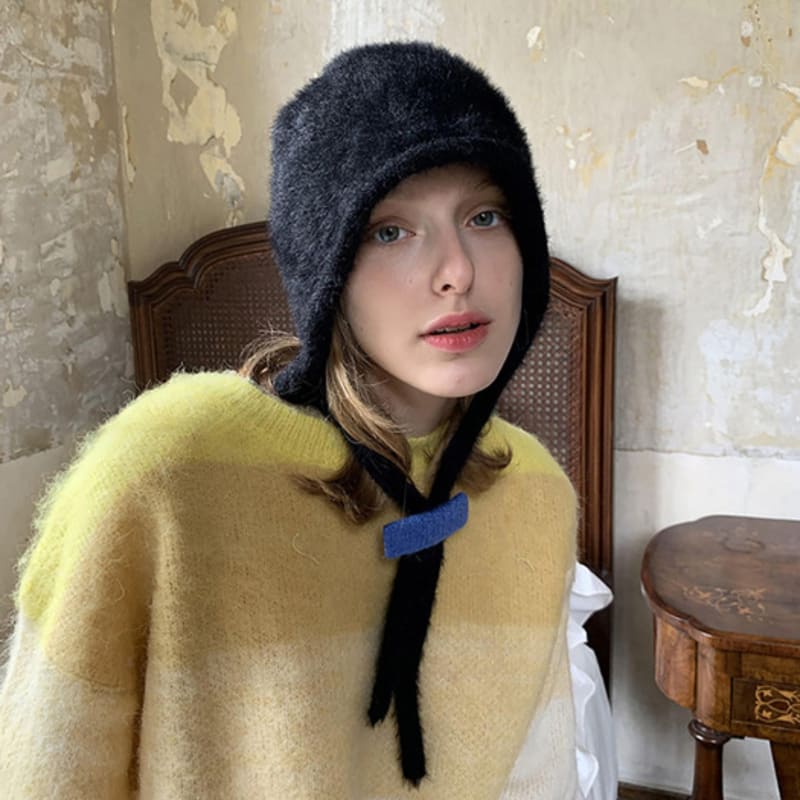 LOOKING4U Angora Fur String Bonnet Hat Black