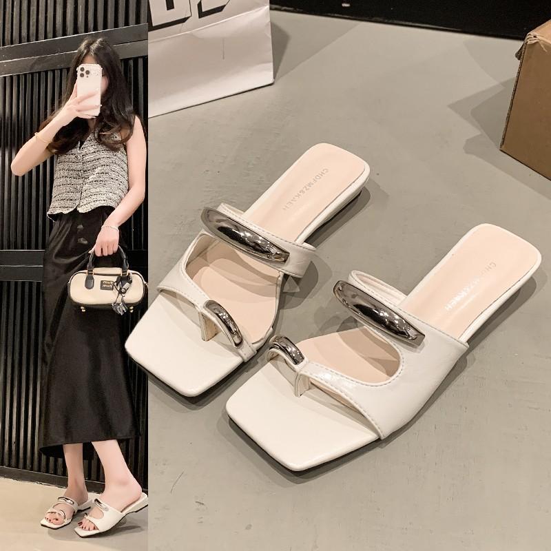 Metal one-word square head cool slippers women s summer wear new fashion versatile temperament low-heeled slippers 35 белый