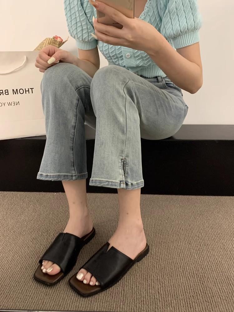 Flat-bottomed cool slippers women wear new models in summer and go out on the beach in summer 35