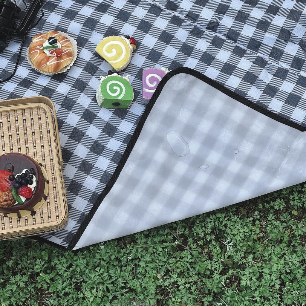 Custom Extra Large Waterproof Portable Hiking and Camping Mat Sand-Free Oxford Material with Custom Logo for Outdoor Picnics