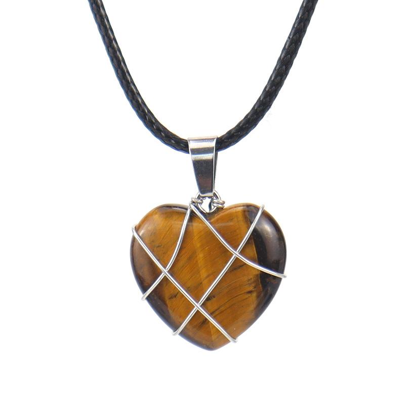 Handmade Copper Wire Winding Natural Crystal Barbie Love Necklace Cute Heart Necklace N567