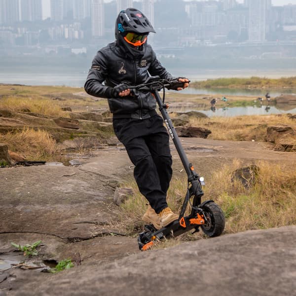 KuKirin G2 PRO (VMP) 500W Foldable Electric Scooter with 48V 15.6Ah Battery, 65km Range, 25km/h IP54, and 9-inch Tire