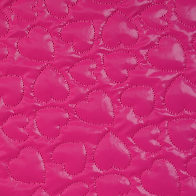 

100X138CM Ultrasonic Shiny Heart Shape Embossed Bow Quilted Pressed Cotton Polyester Fabric 1.5mm Thick Throw Pillow Bag Costume 100X135CM