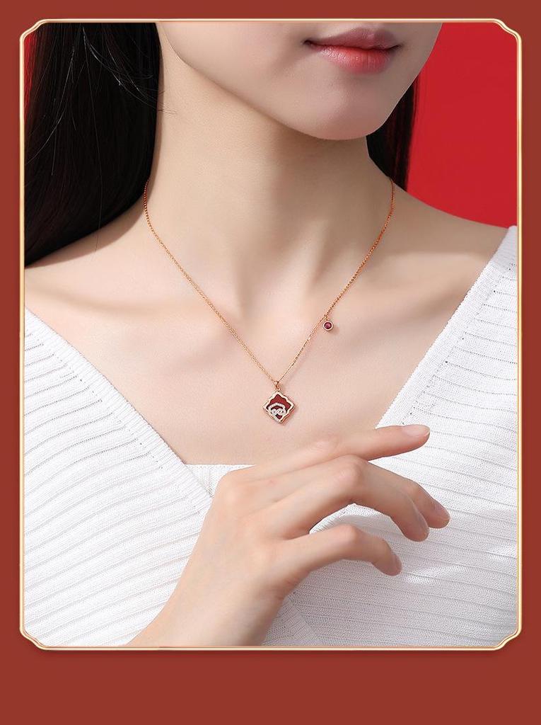 Tichiya Women's Red Agate Four-Leaf Clover Necklace In S925 Sterling Silver with Ruyi Knot Clavicle Chain.