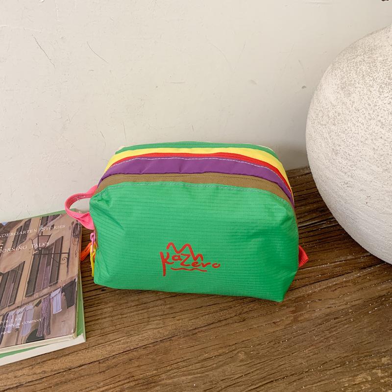 

Spring New Crossbody Bag Waterproof Multi Layer Large Capacity Commuting Bag Fashi and Versatile for Daily Use Shoulder Bag зелёный