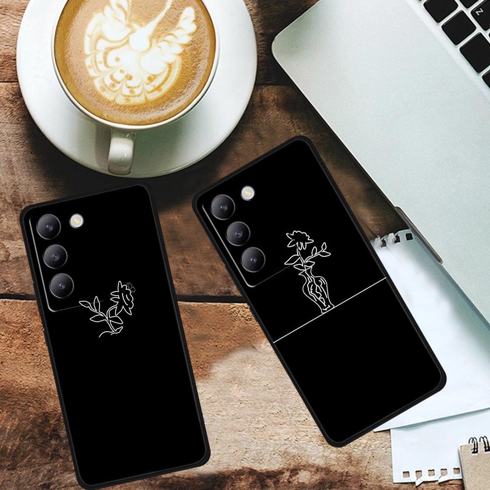 Capa de Celular Macia TPU Preta Vivo V40 SE - Design de Linha Simples