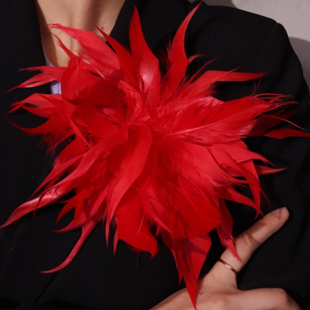 Lightweight Artificial Feather Lapel Pin Colorful Exaggerated Feather Brooch Wedding