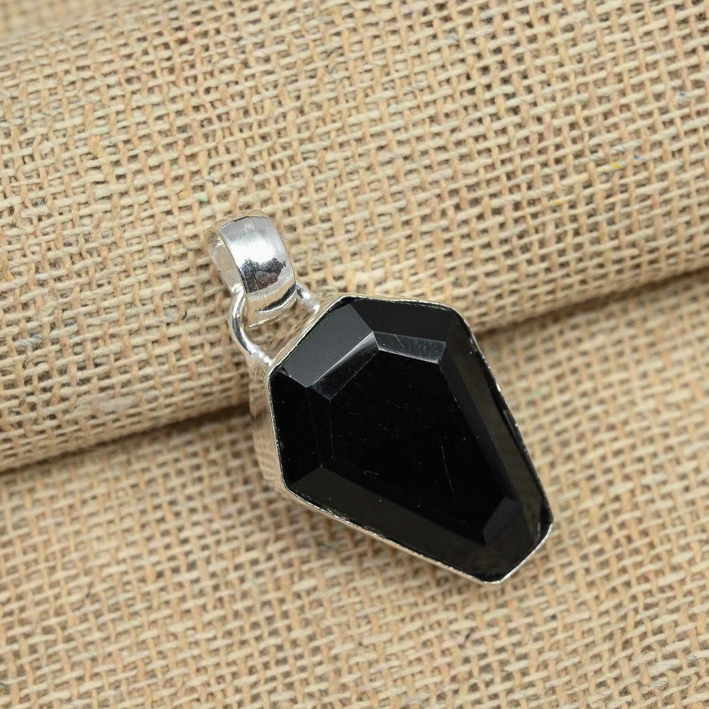 Pandantiv de damă, bijuterii lucrate manual, piatră prețioasă spinel neagră din argint 925