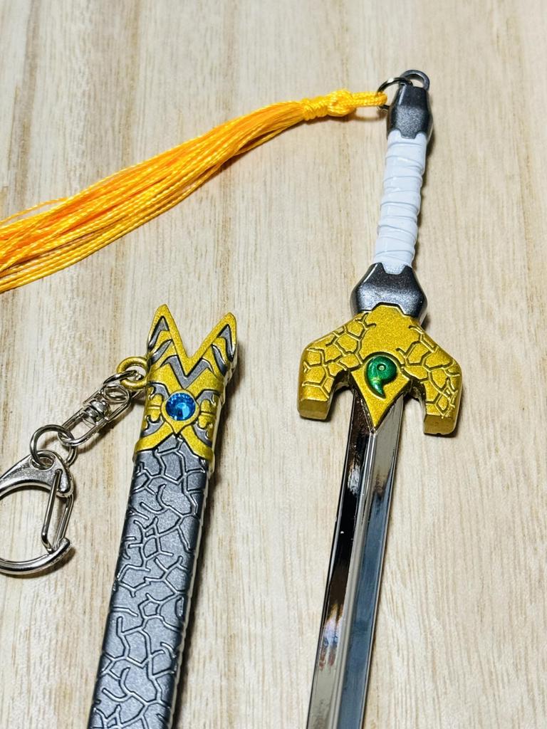 Seasons NARUTO Mini zbraň Meč Luk Šipka Štít Katana Pistole Meč Příslušenství Klíčenka Figurka Interiér Panenka Displej Ornament PS Anime Hra Alloy