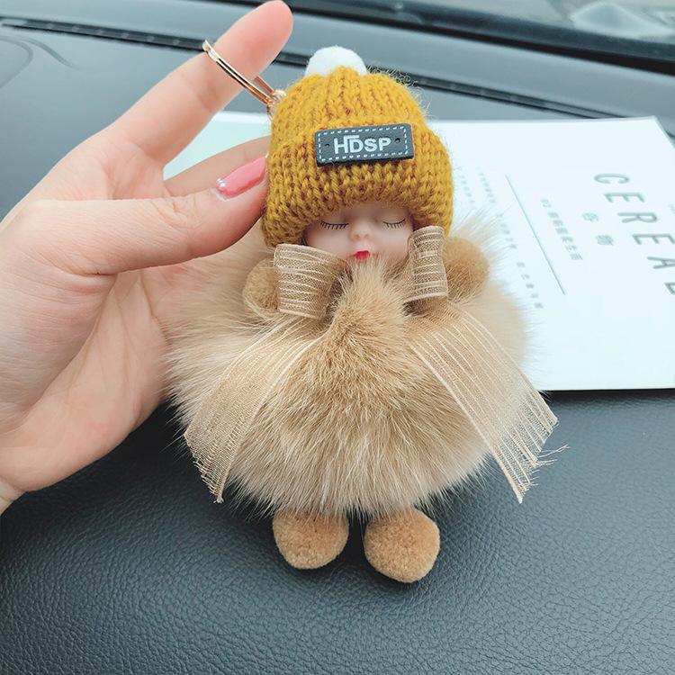 Korean Bow Keychain: Squinting Doll with Fox Fur Pendant - A Unique Japanese and Korean Gift