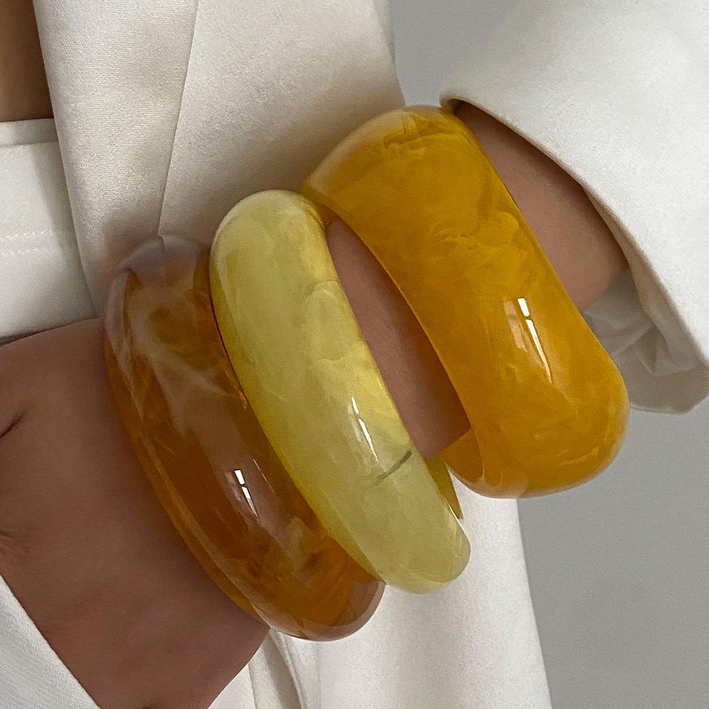 SHIXIN New Fashion Orange Yellow Resin Acrylic Thick Bangle Bracelets for Women Punk Irregular Large Wide Bangle Lady Jewelry