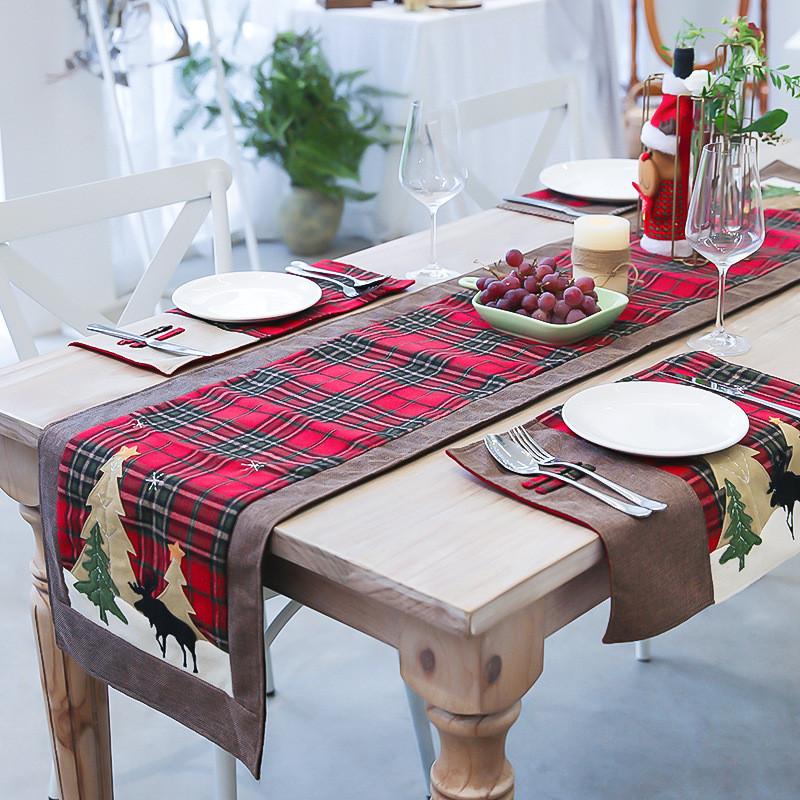 Charming Christmas Table Flag Stylish Plaid Fabric Embroidered Table Decor For Holiday Gatherings