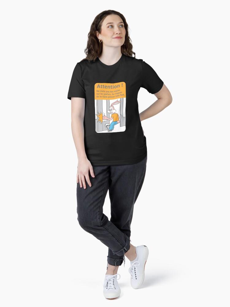 Metro Serge the metro rabbit Sticker Essential T-Shirt