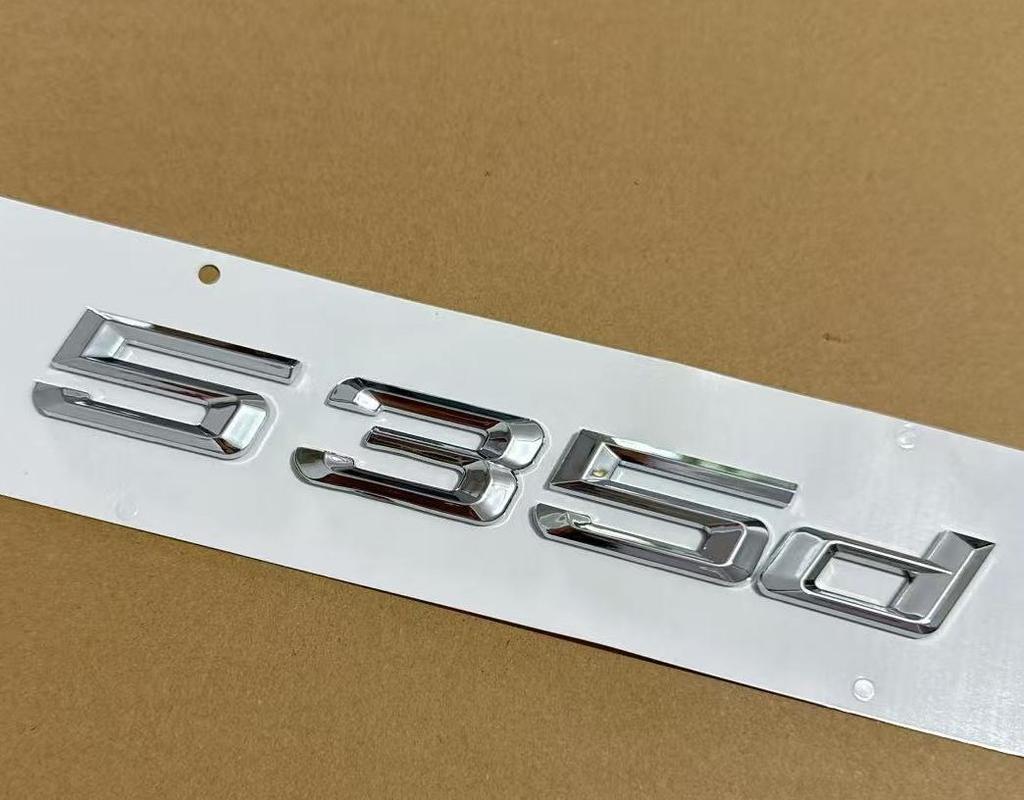 ABBI1 1X 3D ABS Senas 2008-2017m. Chromuotas Blizgus juodas Automobilio bagažinės raidės Lipdukas 535d Emblemėlė Ženklelis E60 E34 F10 G30 E39 Priedai