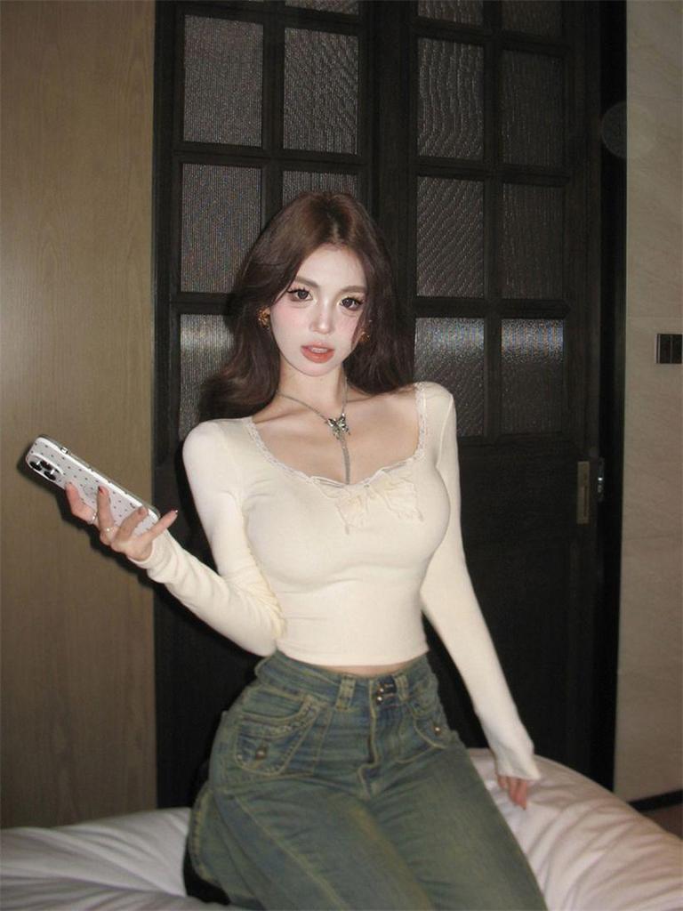 Chic Square-Neck Long-Sleeve Slim-Fit Women's Top