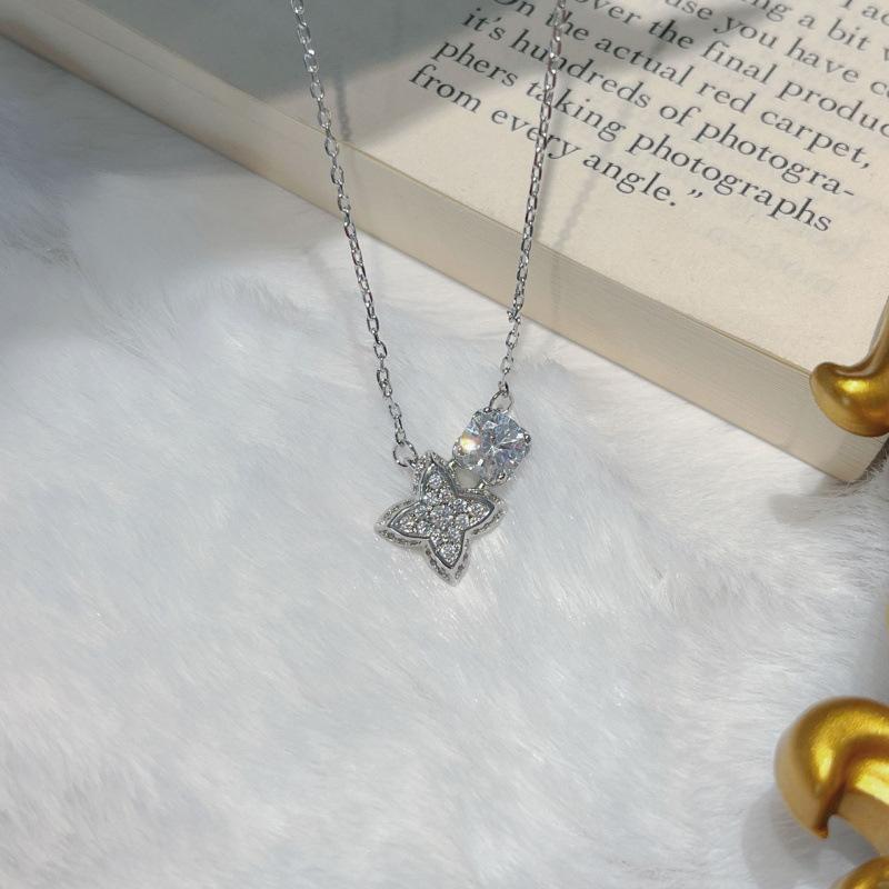 Premium Sense Full Diamond Presbyopia Tetragonal Star Pendant Collarbone Chain Light Luxury Design Sense Simple Zircon Necklace Female