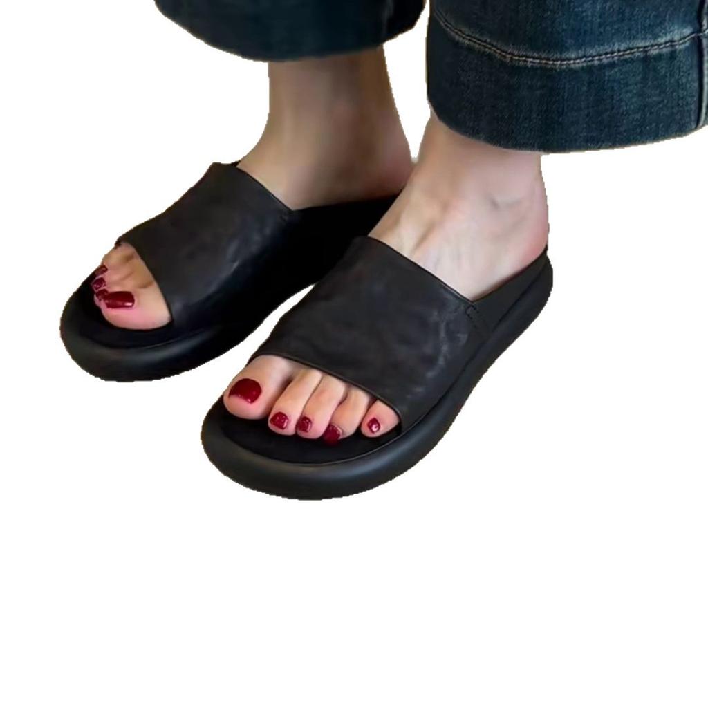 2025 New French Open-toed One-word Slippers, Comfortable for Summer Wear, Foreign-style Soft-soled Thick-soled Muller Shoes