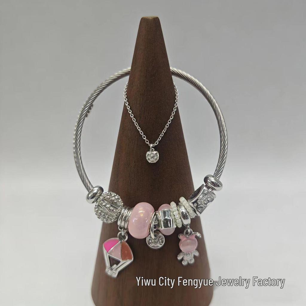 Spring 2026 Women's Stainless Steel Bracelet - Pink Bunny, Pearl, Exquisite Light Luxury Four-Leaf Clover Design