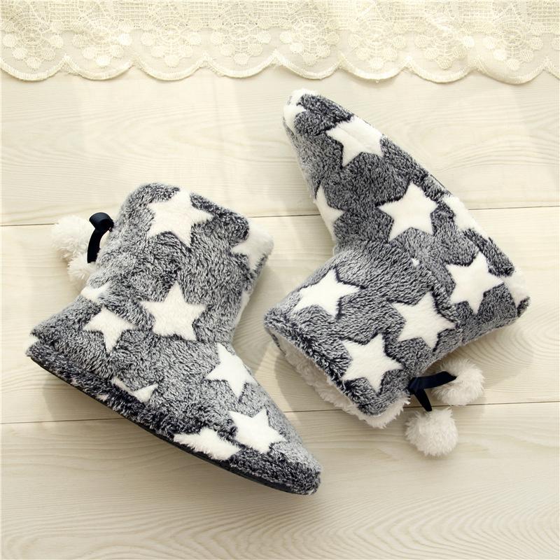 Women's Fluffy Fleece Indoor Boots Winter Warm Slippers for Home Slip on Plush Shoes EVA Lightweight Comfort House Shoes for Bedroom