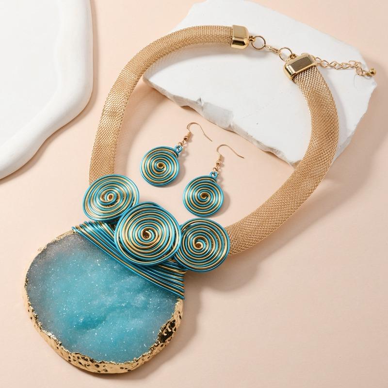 Gorgeous geometric crystal raw stone pendant choker necklace & earring set for women