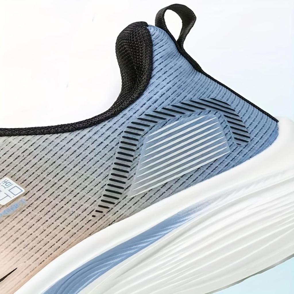 Men's Shoes for Spring and Summer: Breathable Mesh Surface, Ultra-light Soft Sole, Anti-slip and Shock-absorbing Student Running Casual Sports Shoes