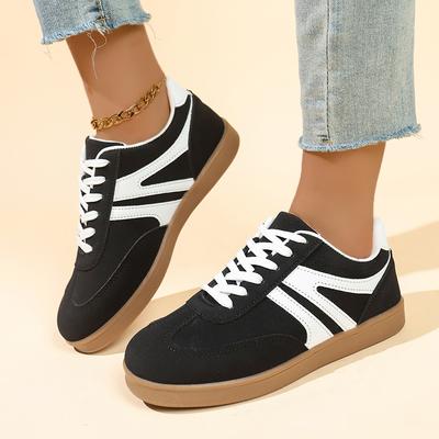 Mikrofaser-Obermaterial Gummisohle Erwachsene Damen Schuhe Lässige Damenschuhe Frühling Neuer Stil Vielseitiges Design Weiße Sneakers