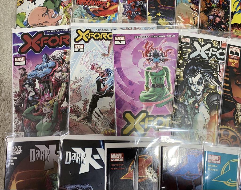 [USED] X-Men related American comic book set of 50 American comic book leaf
