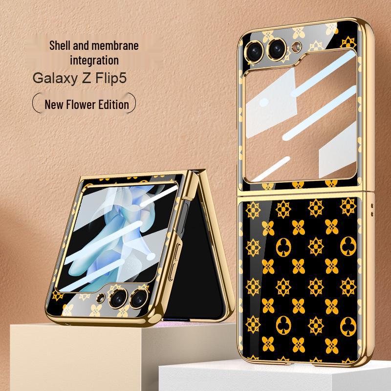 Samsung Z Flip5 Foldable Heart Design Screen Protection Case