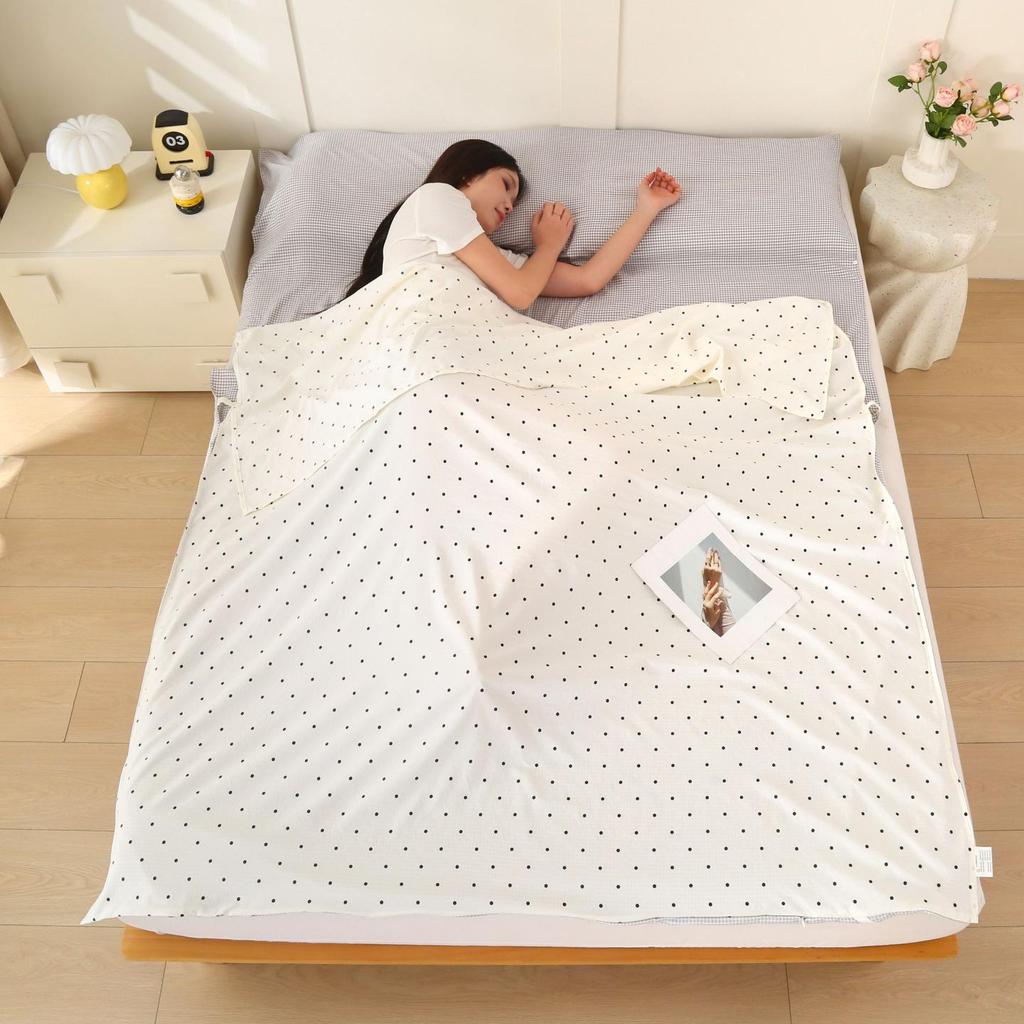 Portable Dirt-Proof Sleeping Bag Quilt for Camping & Travel – Single/Double