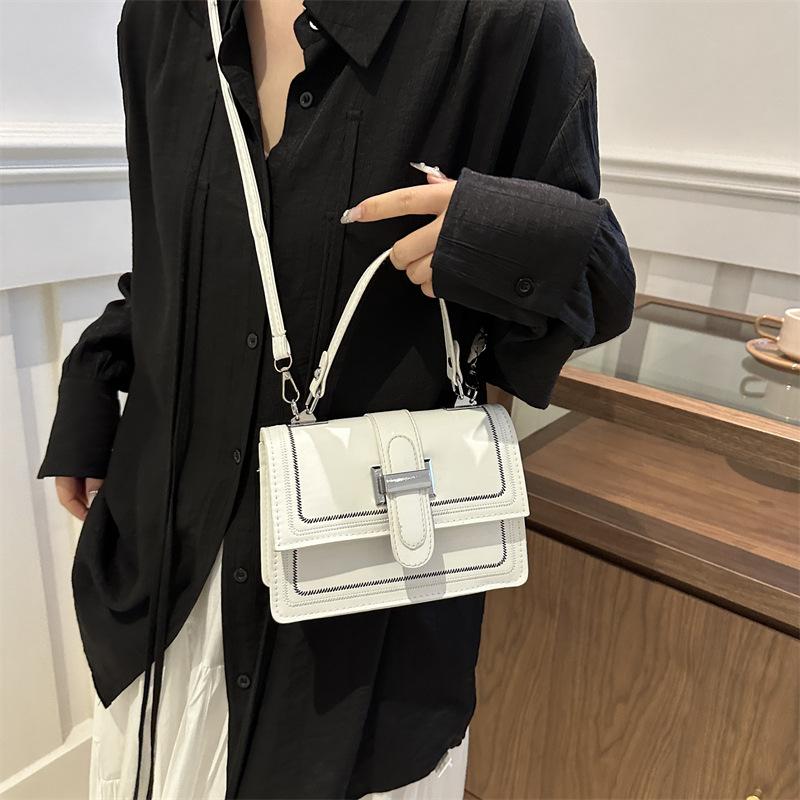 New Fashion Crossbody Bag Embroidered Line Trendy Women's Bag Texture Trendy Small Square Bag Fashionable Handbag Shoulder Bag