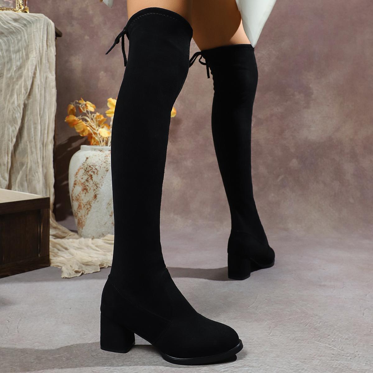 

Модные женские ботинки Зимние черные ботфорты 2025 Новые удобные туфли на высоком каблуке Модные теплые ботинки на шнуровке с длинным голенищем и квадратным каблуком 35 чёрный