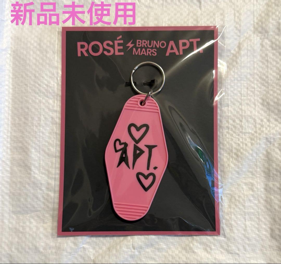 

[USED] BLACKPINK Rosé ROSE APT Keychain rosie