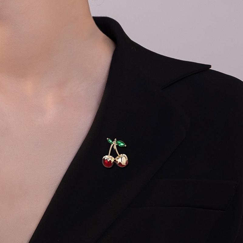 Versatile  Cherry Brooch Accessory Eye Catching Green Zircon Cherry Jewelry Pin Charm for Casual and Formal Attire
