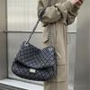 Koreanische Version Einzelschulter-Crossbody-Tasche Herbst und Winter Neue Ketten-Wandertasche Große Kapazität Pendler-Achseltasche