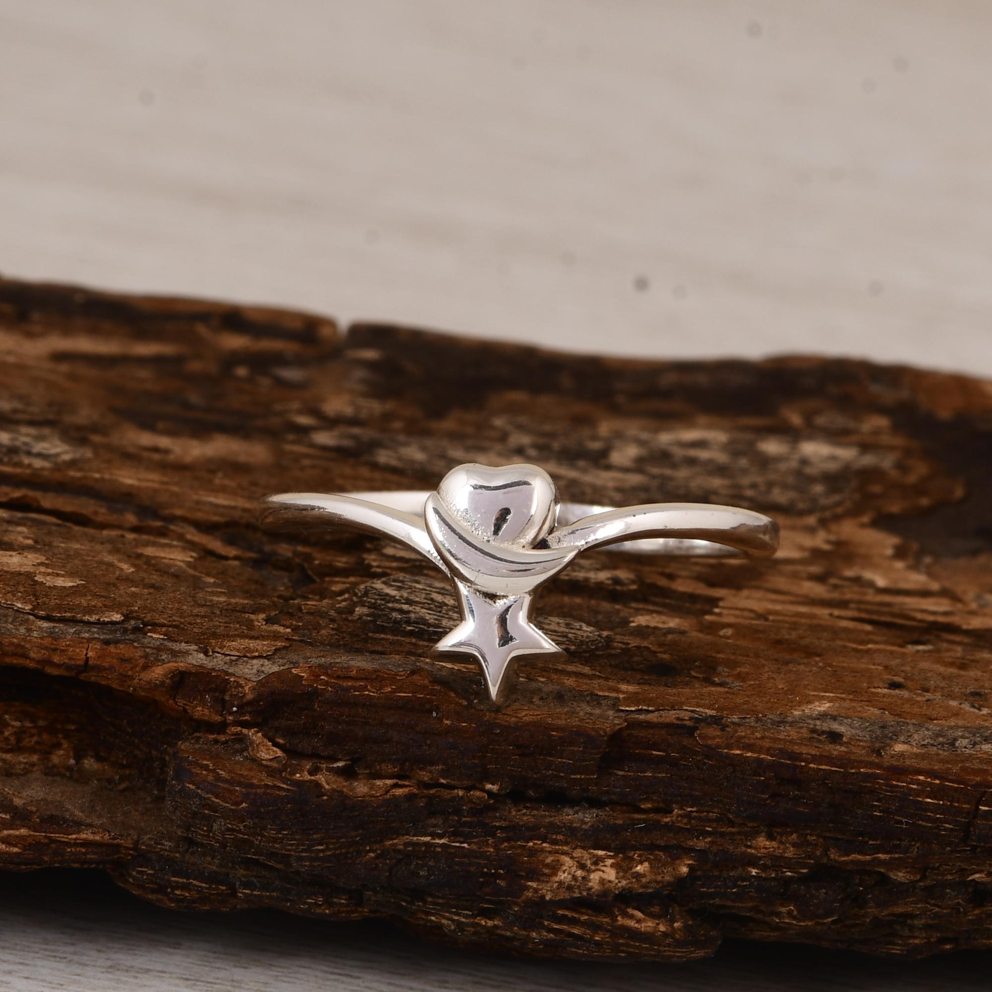 Minimalist Heart Star Ring, 925 Sterling Silver Heart Ring with Star, Dainty Silver Promise Ring, Cute Everyday Stackable Ring, Gift for Her 5