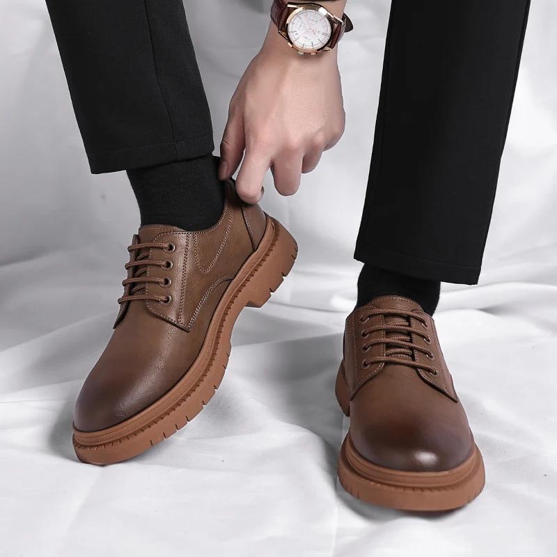 Fashion Men Derby Shoes Lace Up Oxfords Hole British Summer Office Casual Business Dress Shoes Men Leather Fashion Wedding Shoes