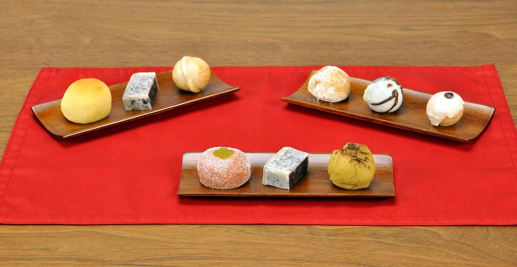 Sakai Sangyo Kaguya Plate Set of 3 Dining Table Meal Hospitality Bamboo Urushi Plate (Lacquered)