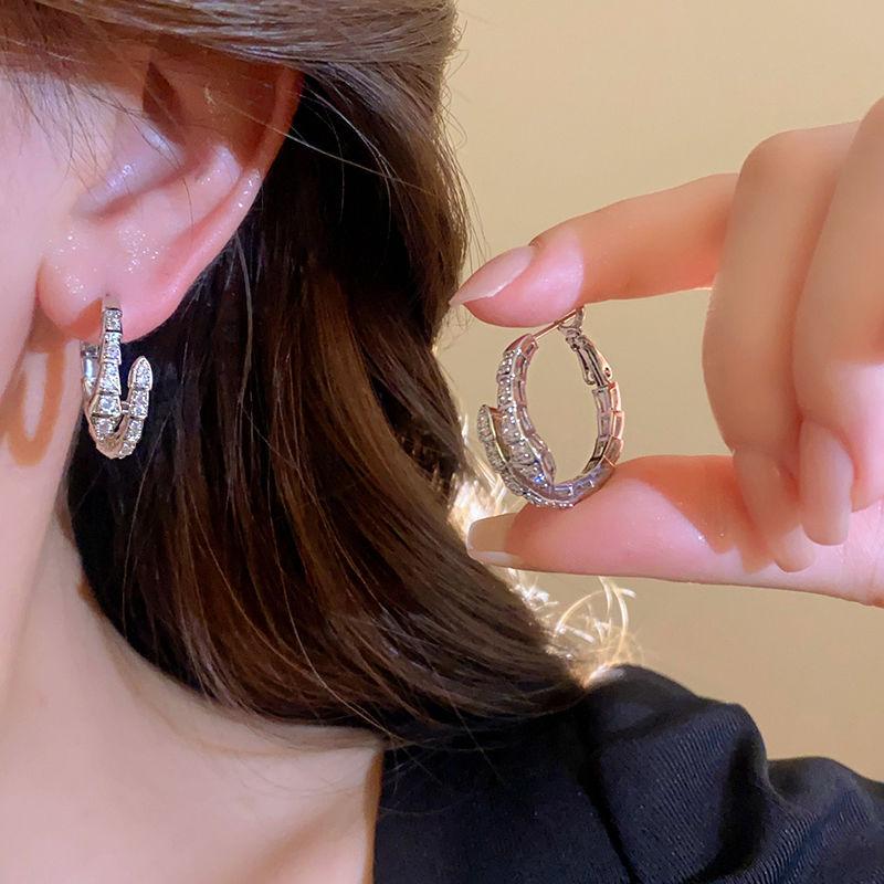 Hadí diamantové C pecky náušnice dámské univerzální náušnice módní náušnice s temperamentem