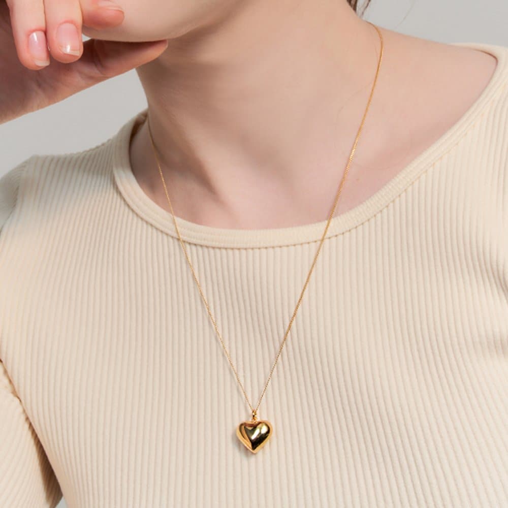 Pochendes Herz Halskette