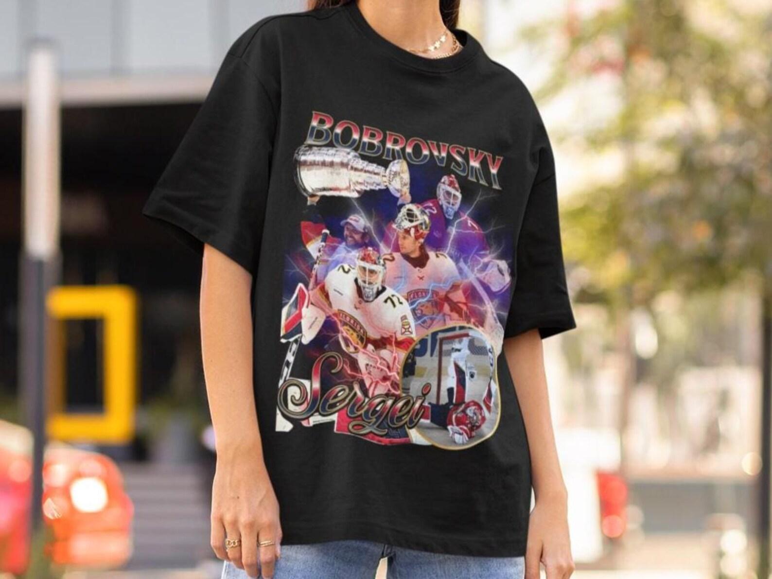 Sergei Bobrovsky Shirt Vintage 90s Florida Panthers NHL Hockey Design Retro Bootleg Gift Classic Graphic Tee Unisex T-Shirt Limited Edition L
