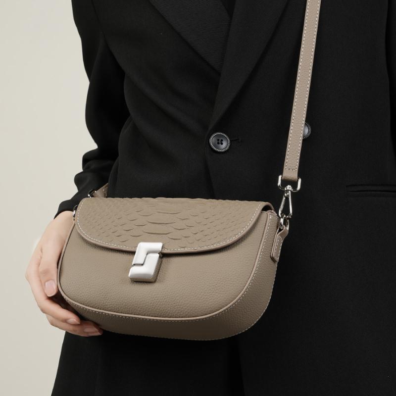Cowhide Genuine Leather Saddle Small Shoulder Crossbody Bags For Women Summer  Trend Designer Flap Ladies Handbags