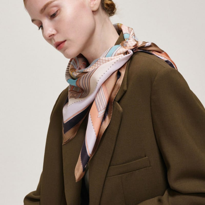 Saint Luxure Bourbon Purple Brown