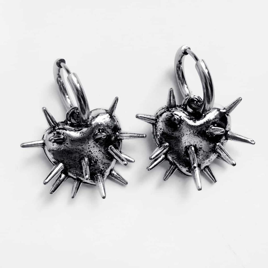 Dark Gothic Spike Heart Earrings - European & American Cold Style