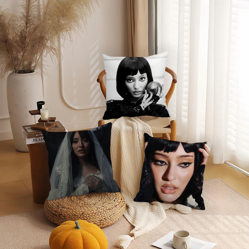 Faouzia Film Noir Singer Pillow Case Office Cushions Suitable For Sofa Car Bedroom Decorative Cushion Cover