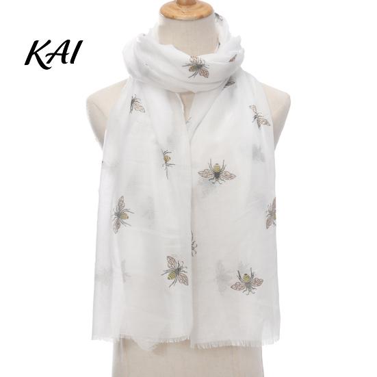 Lightweight Bee Print Scarf for Women, Cute Pattern Neck Scarf, Wrap Travel Soft Long Thin Shawl Vacation, Travel, Party Decorative All Seasons