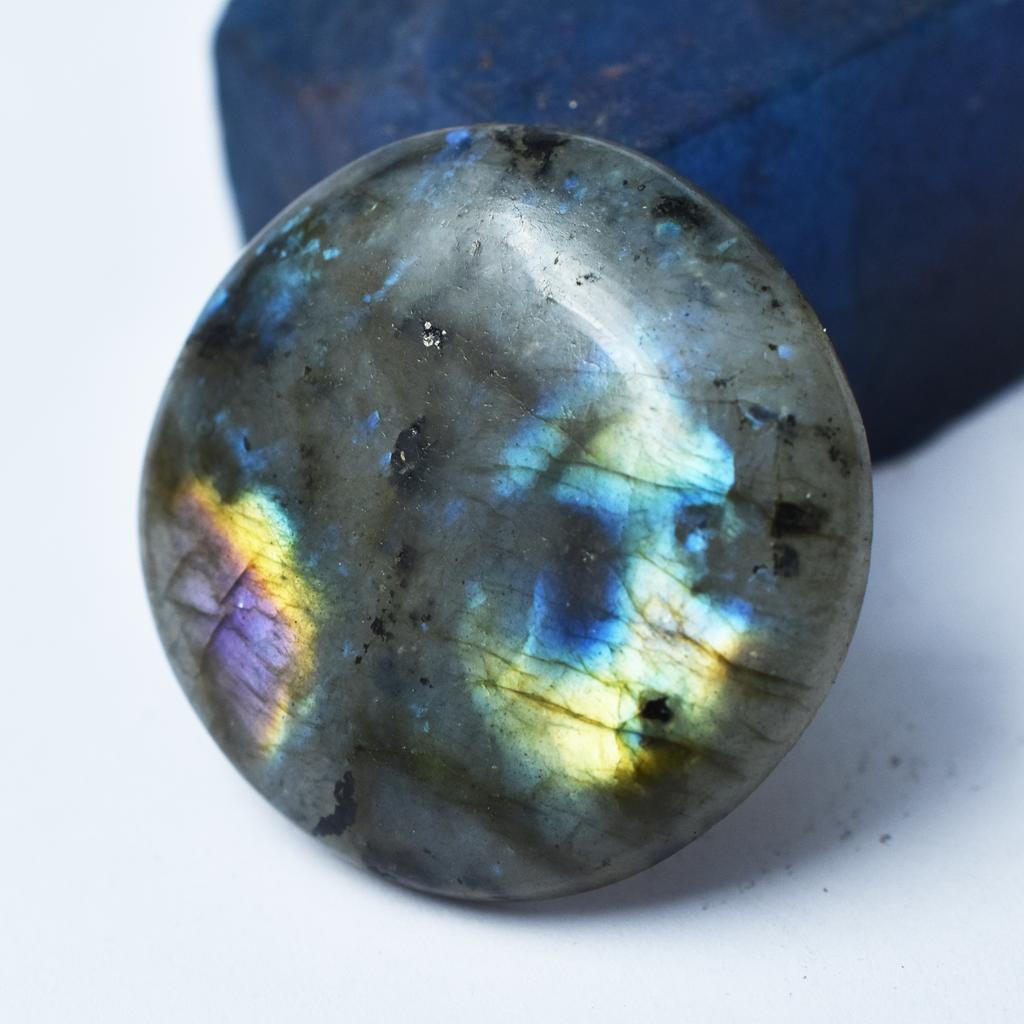 Labradorite Round Shape 72.50 Carat Natural Loose Gemstone