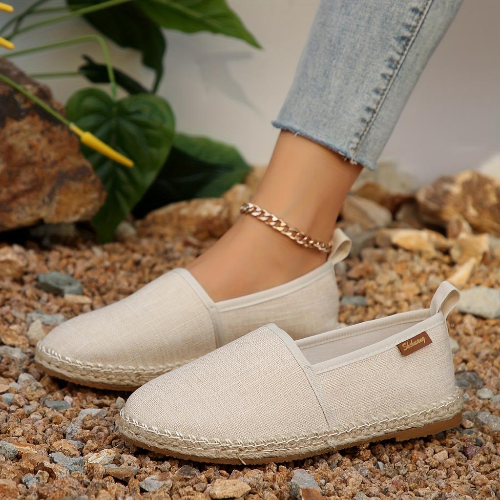Women's 2025 Fall New Arrival Round-Toe Slip-On Casual Comfortable Flat Oversized One-Step Bean Shoes