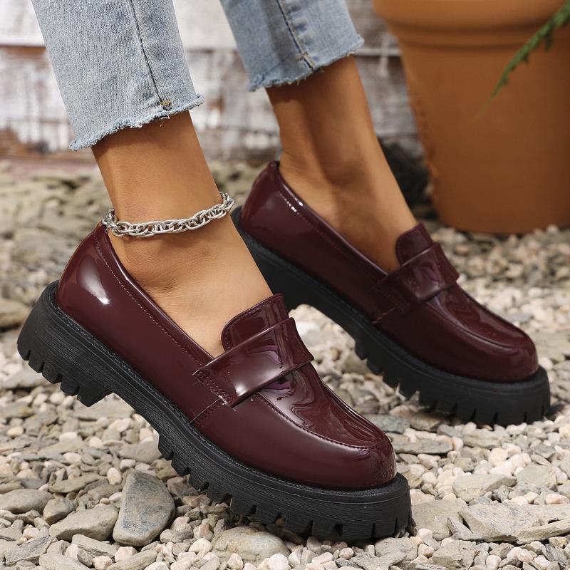 Women's Spring-Autumn Thick-Soled Slip-On Loafers, British Style Retro Casual Leather Footwear, Available In Large Sizes.